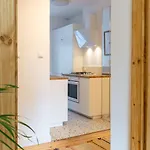 Roomsy Broniewskiego * 소포트