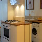 Roomsy Broniewskiego 아파트